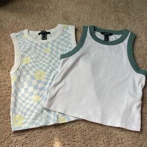 Bundle of 2 forever 21 crop tops size small